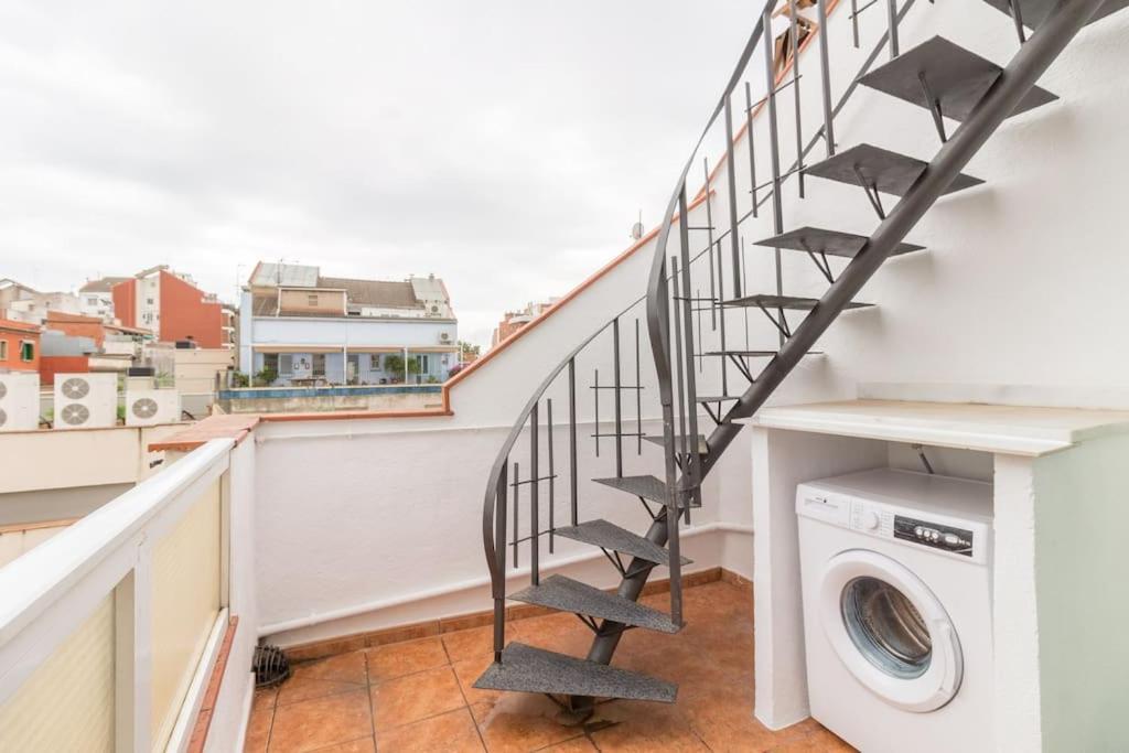 Bebarceloner Sant Andreu - Attic With Terrace Apartment *
